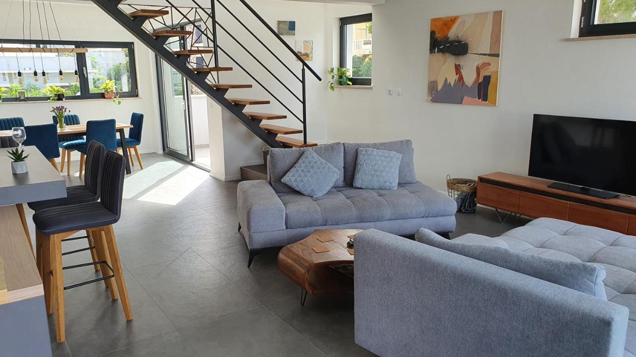 Apartments Marina Omiš Екстериор снимка
