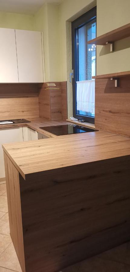Apartments Marina Omiš Екстериор снимка