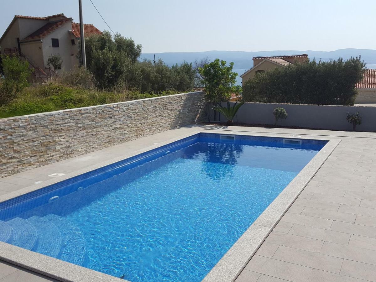 Apartments Marina Omiš Екстериор снимка